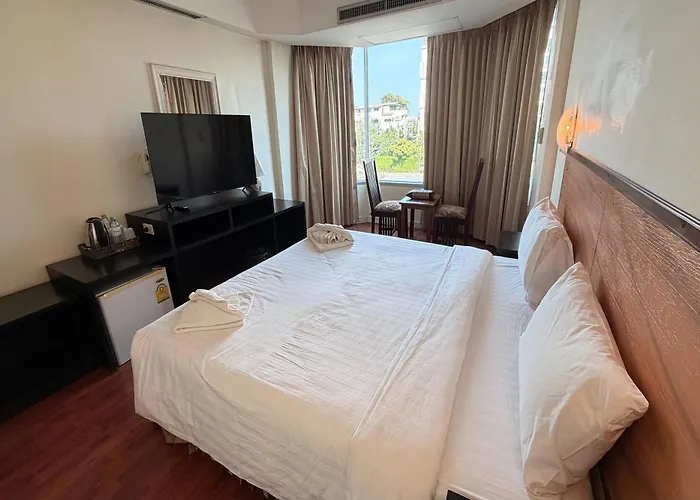 The Grand Imperial 4*