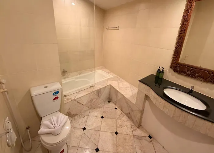Отель The Grand Imperial 4*