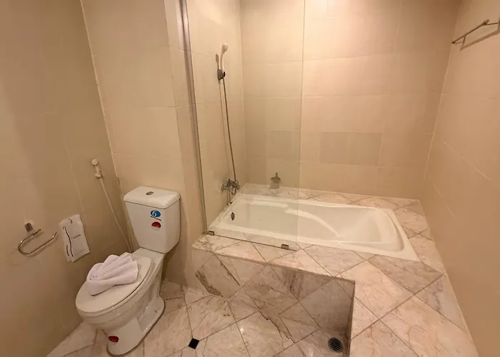 Отель The Grand Imperial 4*